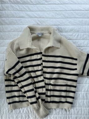 Women’s Cream & Black Striped Knit Sweater